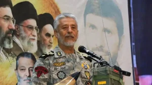 دریادار سیاری: شکست دشمن در هر سه جنگ؛ تسلیم در قاموس ملت ایران نیست